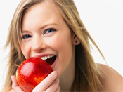 girl eating an apple