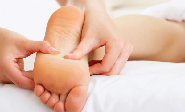 Reflelexology for effective weight loss foot massage