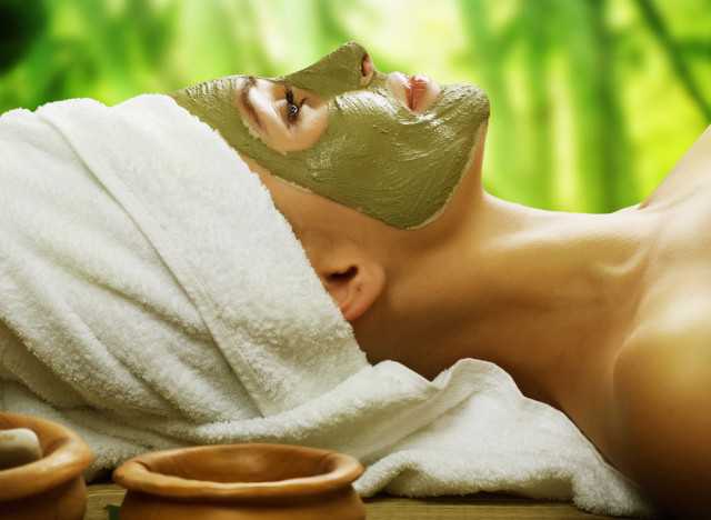 Matcha tea used in facemask